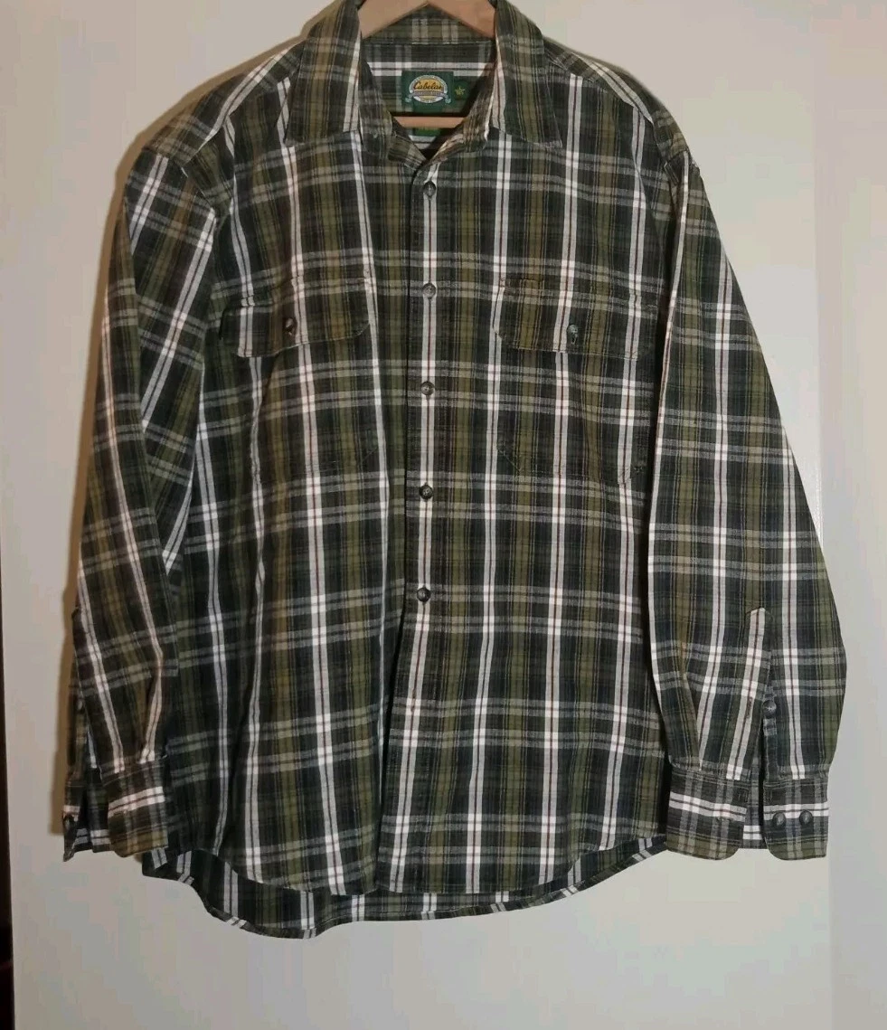 Cabela's Men's Green Multi Color Plaid Button Up Long Sleeve Outdoor Shirt, L.