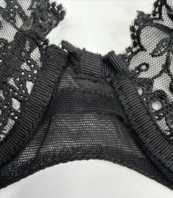 La Perla Black Embroidered Mesh Underwire Bra Back Close Italy Size 32