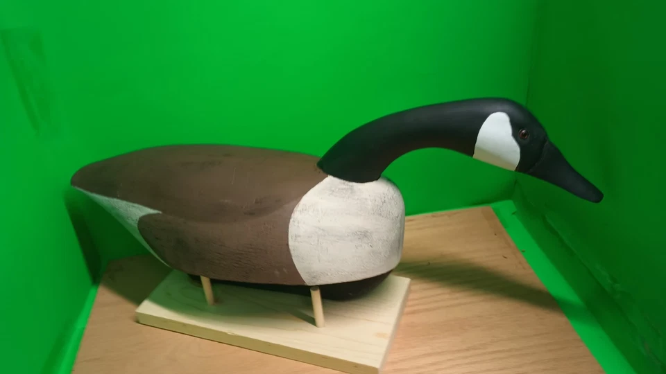 Canadian Goose Rigged Decoy/ Solid Wood - Image 4 of 4