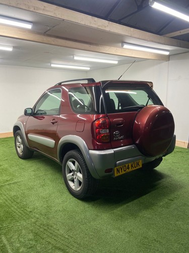 2004 Toyota RAV4 2.0 XT3 3dr Auto ESTATE Petrol Automatic - Picture 4 of 8