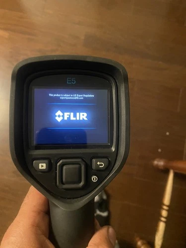Flir E5 Thermal Imaging Camera System - Picture 2 of 4