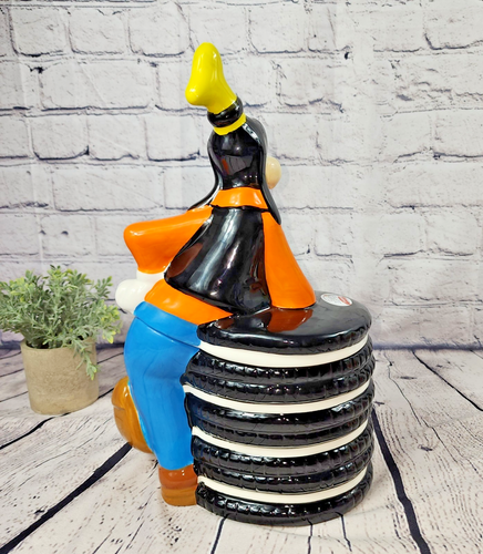 NEW Disney Goofy Ceramic oreo Cookie Jar 12" DISNEY - Picture 4 of 9
