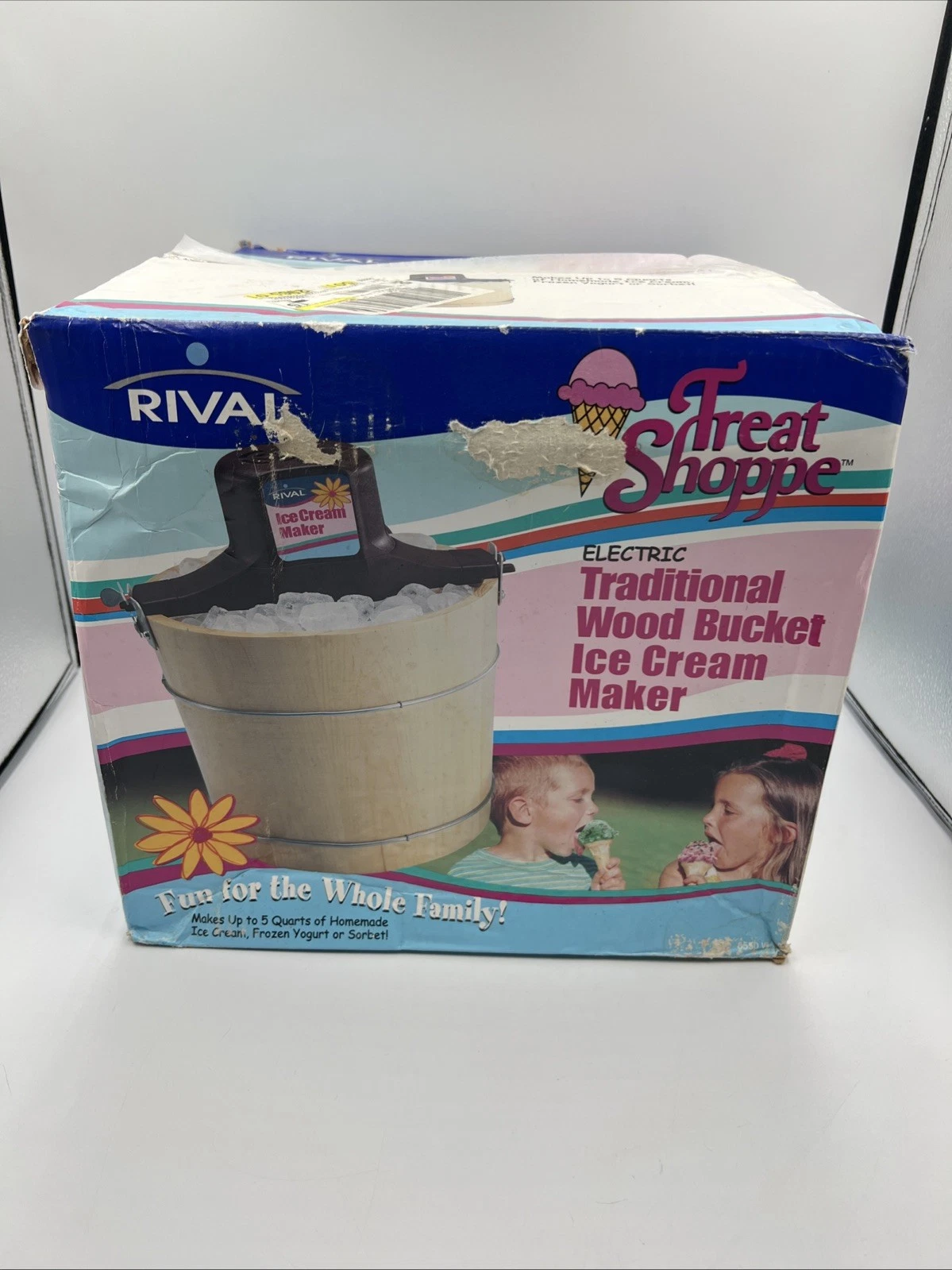Rival Ice Cream Maker Select 8550 5 QT 40 Servings Machine Wood Bucket New Open