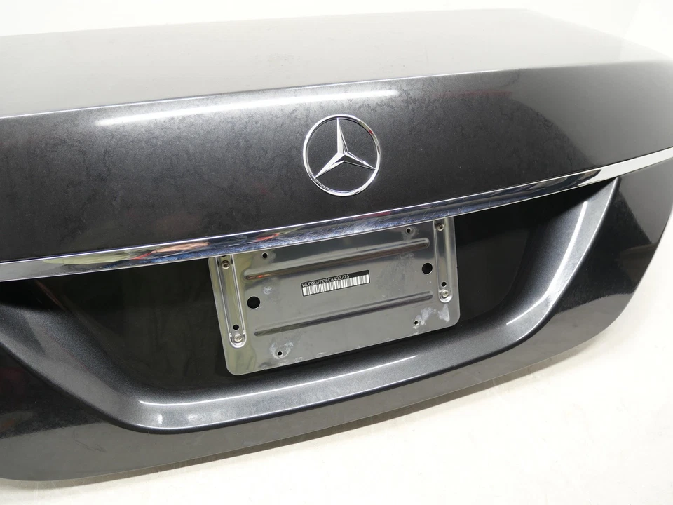 Carcasa tapa maletero trasero usada 040 2007-2013 Mercedes Benz S550 4,6 L W221 OEM Foto 3 de 4