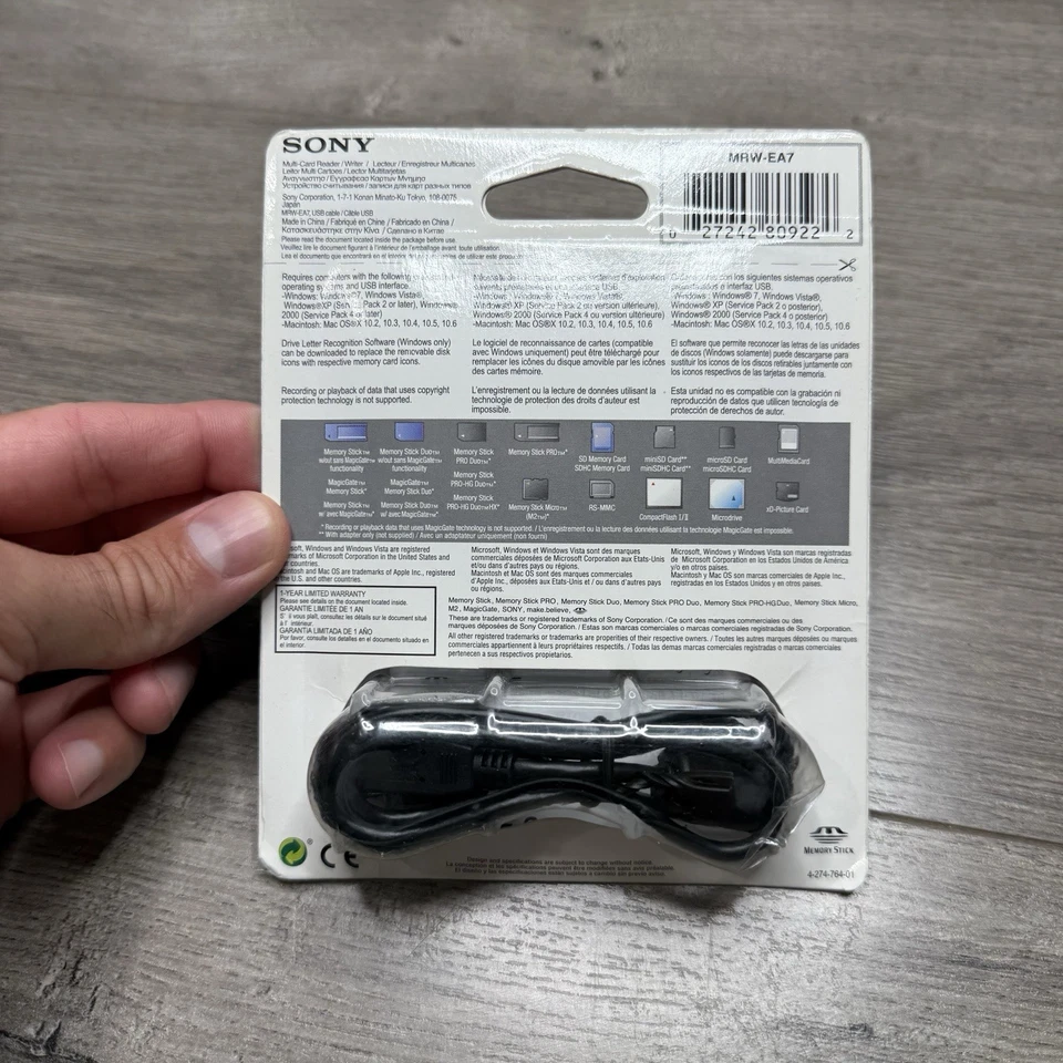 Sony USB External Multi-Format Card Reader Writer MRW-EA7 Sealed - Image 2 of 3