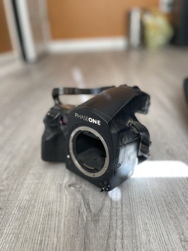 2 mamiya 645 afd iii / 1 phaseone 645 body & 3 lens - Picture 22 of 24