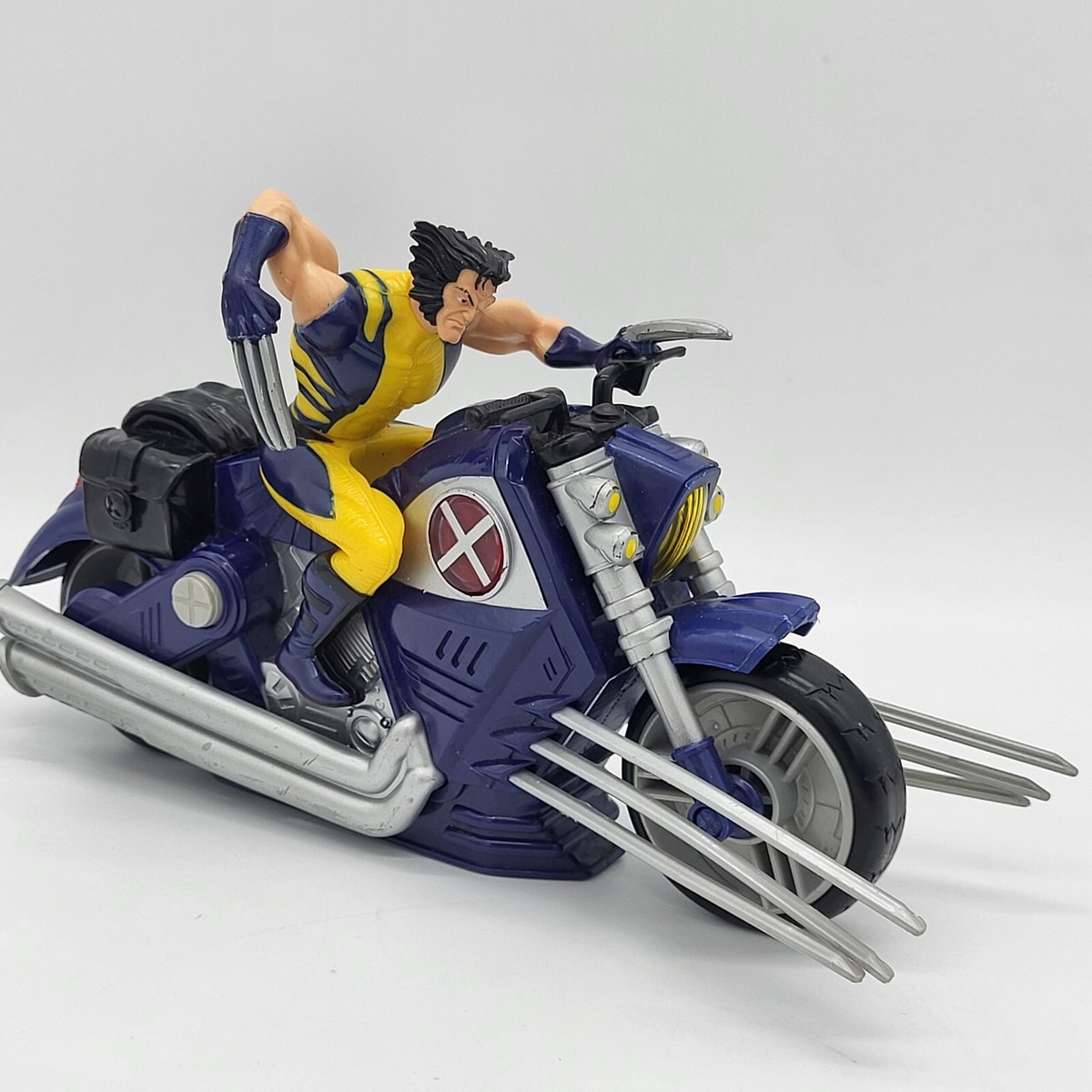WOLVERINE On X Cruiser Motorcycle Marvel 2008 Hasbro X-MEN WOLVERINE On X Cruiser Motorcycle Marvel 2008 Hasbro X-MEN