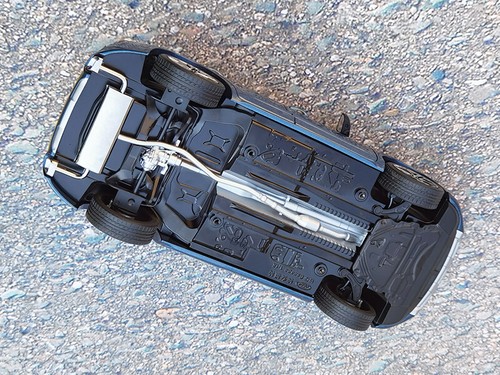 1/18 Ford ESCAPE 2020 SUV Four Drive Pioneer Diecas Car Model Gifts Collection - Picture 8 of 14