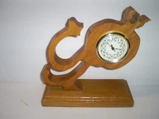 Beautiful Solid Oak Quartz Desk/Table Clock