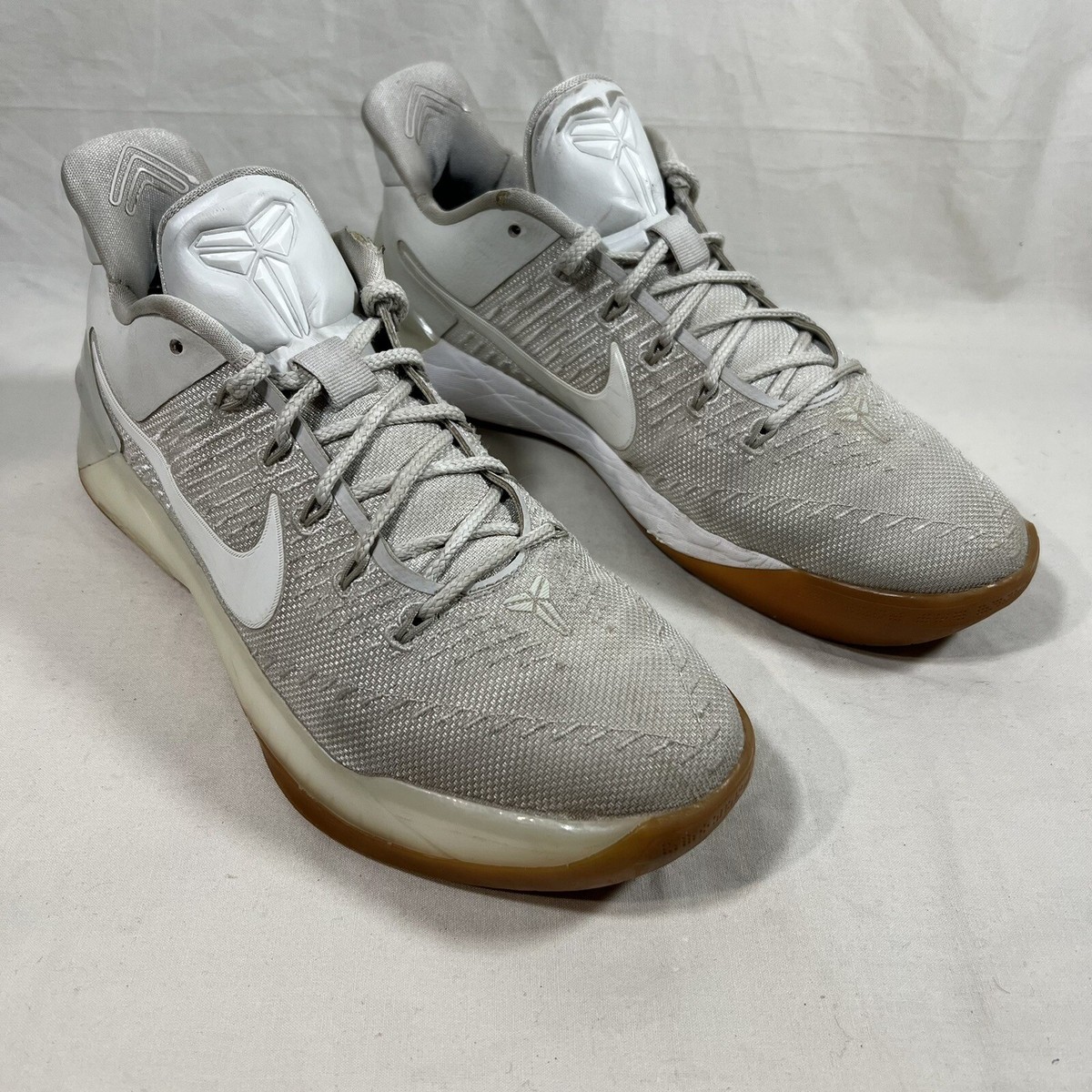 Nike Kobe Bryant A.D. Light Bone 2017 Mambacurial 852425-011 Nike Kobe Bryant A.D. Light Bone 2017 Mambacurial 852425-011