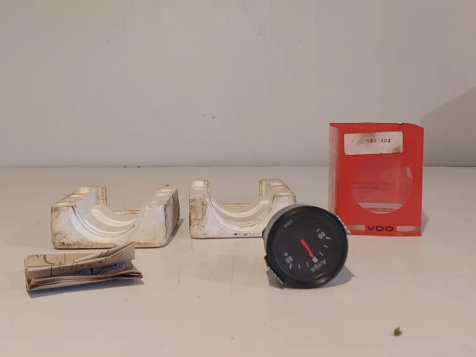 NOS VDO anmeter amps Gauge 1975 cockpit vintage black car truck  F174 - Image 4 of 4