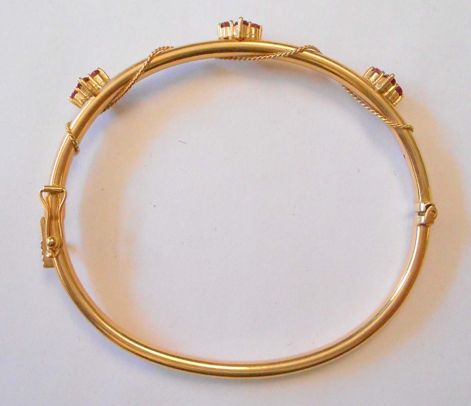 Solid 14K Yellow Gold Ruby Cluster Station Hinged… - image 6