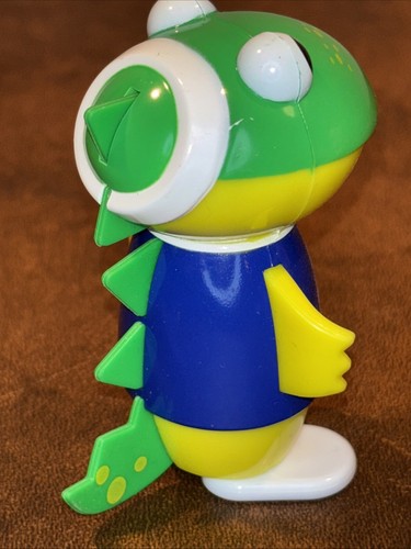 Ryan's World 3" Figure Lot of 4 - Alligator Gus, P&Y Roller Alpha Lexa, Spy Ryan - Picture 5 of 24