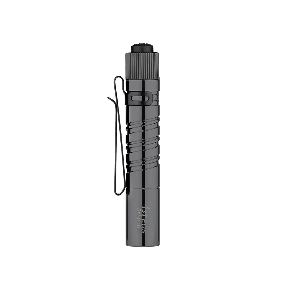 OLIGHT i3T EOS : 縦線バージョン (チタン合金製) ★限定品★ Olight i3T EOS Titanium - Vertical Lines - DLT Trading