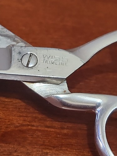 Vintage WISS Trimline Scissors / Shears #4127 - 7” Sewing Tailor Metal USA made - Picture 2 of 8