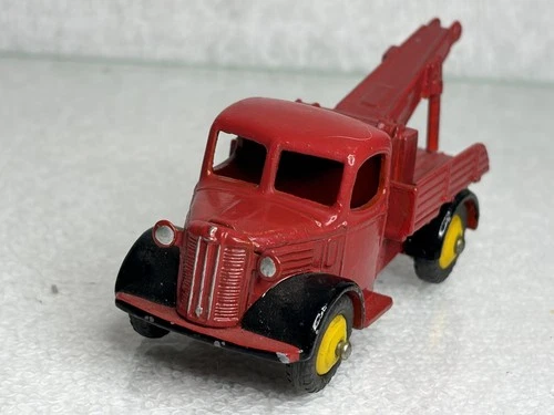 Vintage Dinky Toys Code 3 Thames Wrecker Truck In Red/Black Unboxed