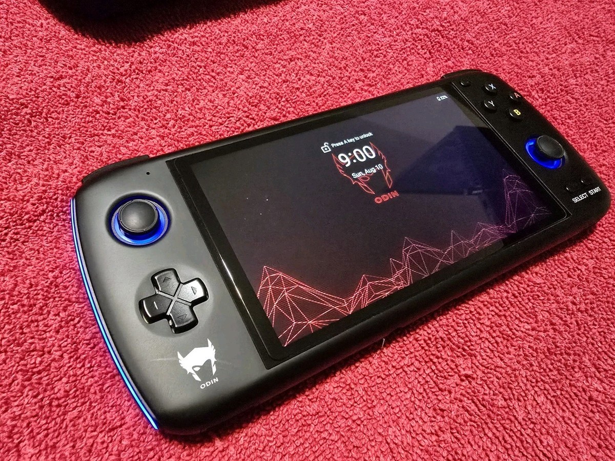 AYN Odin Pro　8GB/128G Amazon.com: AYN Odin Pro, handheld game console with