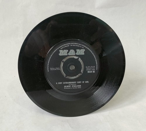 Gilbert O'Sullivan - Get Down/A Very Extraordinary 7 inch Music Vinyl Record - Picture 4 of 4