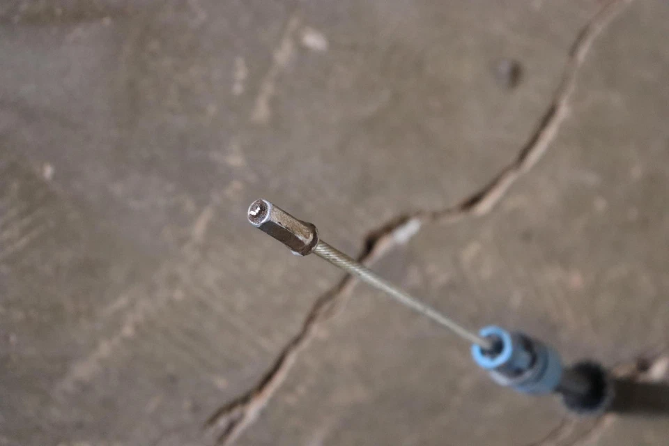 Ford Transit 150 250 350 2015-2019 cable de freno de emergencia de estacionamiento trasero izquierdo OEM Foto 3 de 4