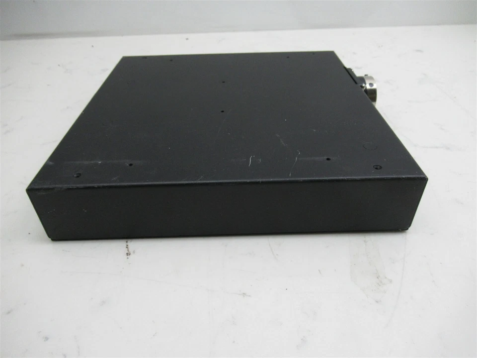 IBM 3 Outlet 9306-RTP Server Power Brick Distribution Unit 39Y8912 Computer PDU  - Image 4 of 4