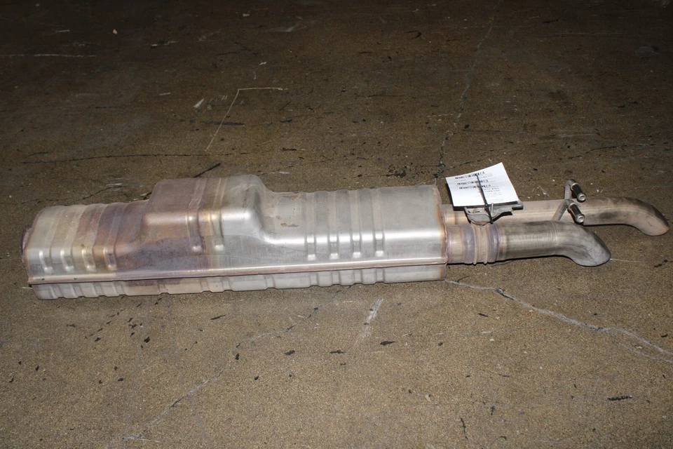 Mercedes-Benz, G550, diestro, derecho, silenciador, usado, P/N 463-490-80-01 Foto 3 de 4