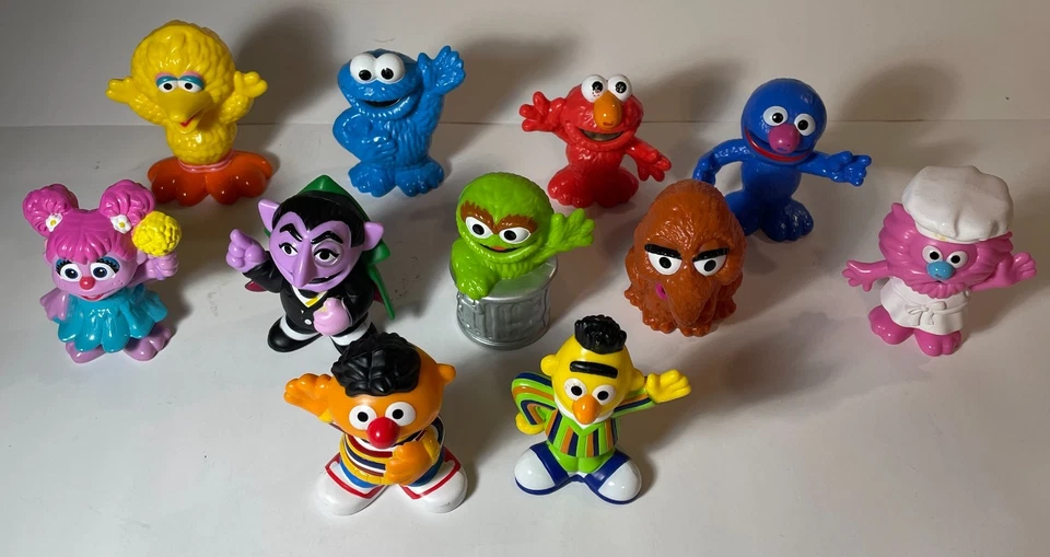Sesame Street Workshop Lot Of 11 Figures 3” Tall Hasbro 2013-2018 EUC - Image 2 of 3