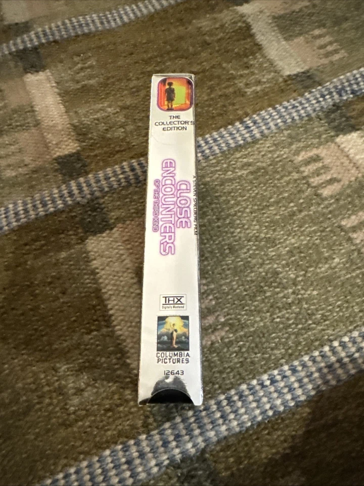 Close Encounters of the Third Kind 1998 Collector's Edition VHS - Image 3 of 3