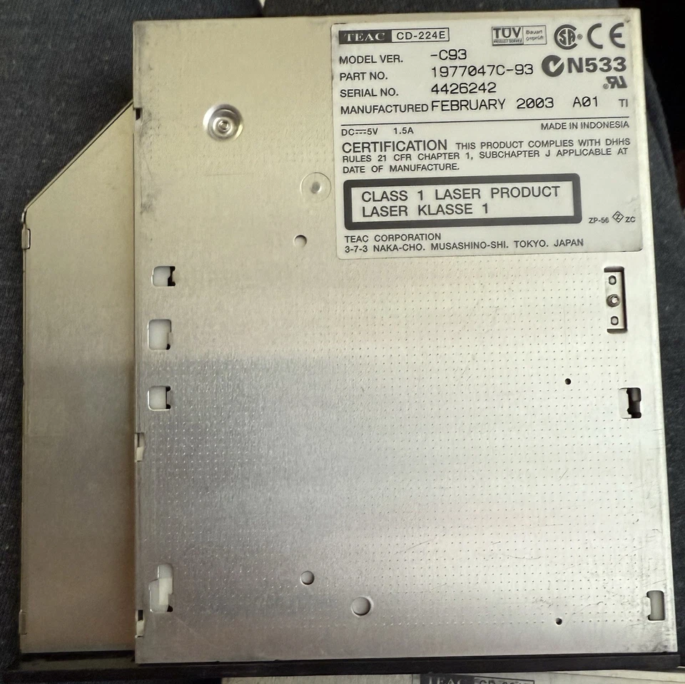 Lote de 2 unidades de CD-ROM internas TEAC CD-224E Slimline - ¡B1G1 gratis! Foto 3 de 3