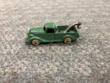 + Vintage Hubley Cast Iron # 222 Green Wrecker Tow Truck 3 1/2" Long