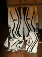 REEBOK XLT LEFEVRE GOALIE PADS & MATCHING CATCHER & BLOCKER,30+1 PADS JR GLOVES