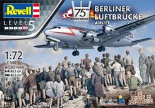 Revell 1/72 ""Berliner Luftbrücke"" 75. Geburtstag Geschenkset # 05652