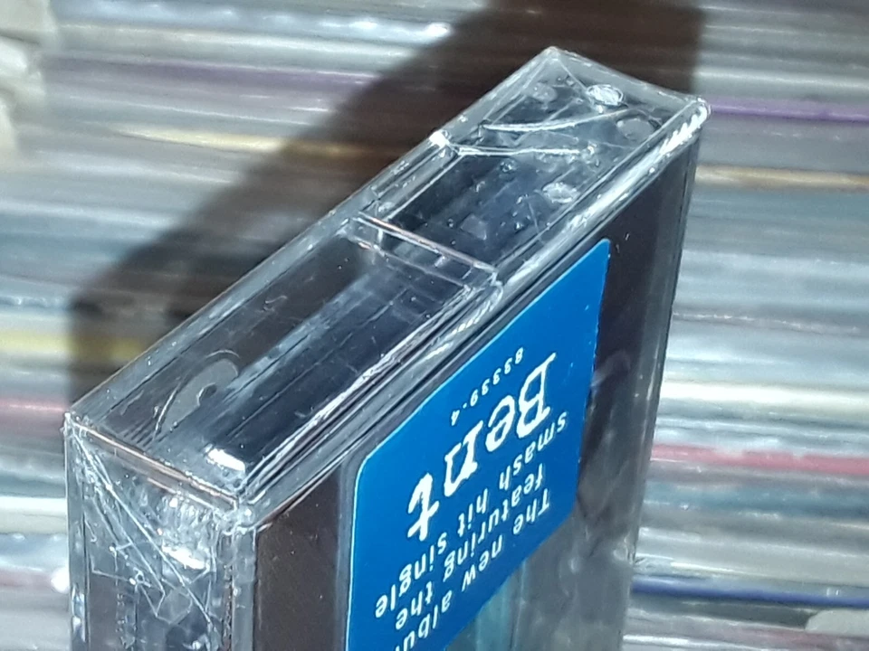 RARE MATCHBOX TWENTY MAD SEASON CASSETTE USA EDITION HYPE STICKER  STILL SEALED Foto 3 de 4