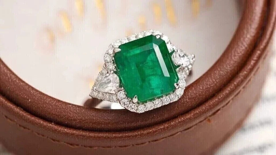 Anillo halo nupcial certificado 3,80 quilates esmeralda natural y diamante oro blanco sólido 14 k Foto 2 de 4