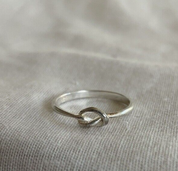 925 Stamped Sterling Silver CW Charles Winston Knot Ring Grams