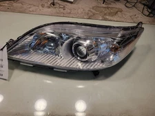 Passenger Headlight With LED Daytime Running Lamps Fits 15-20 SIENNA 67966