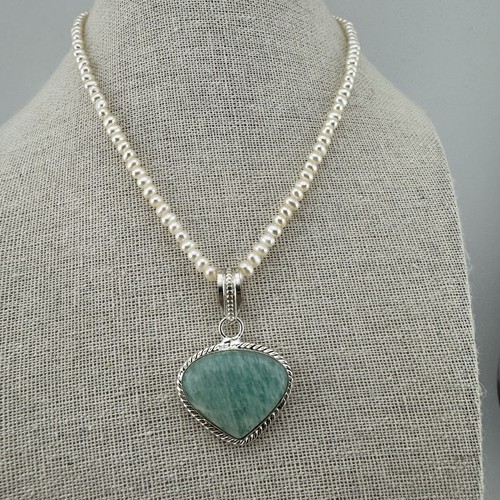 Estate 925 Sterling Silver Amazonite Teardrop Pendant On FW Pearl Necklace