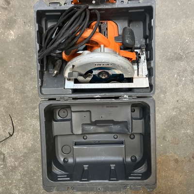 #ad RIDGID CIRCULAR SAW R3200 SBL014529 with case use condition but works great $59.00