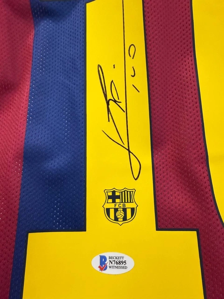Jersey Messi BARCELONA UNICEF Signed Autographed Size L BAS Authentication - Image 3 of 4