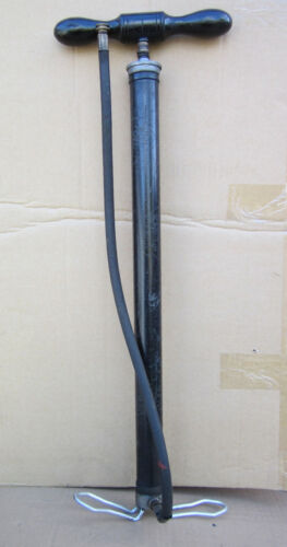 Vintage Car Tyre Hand Pump - Picture 1 of 2