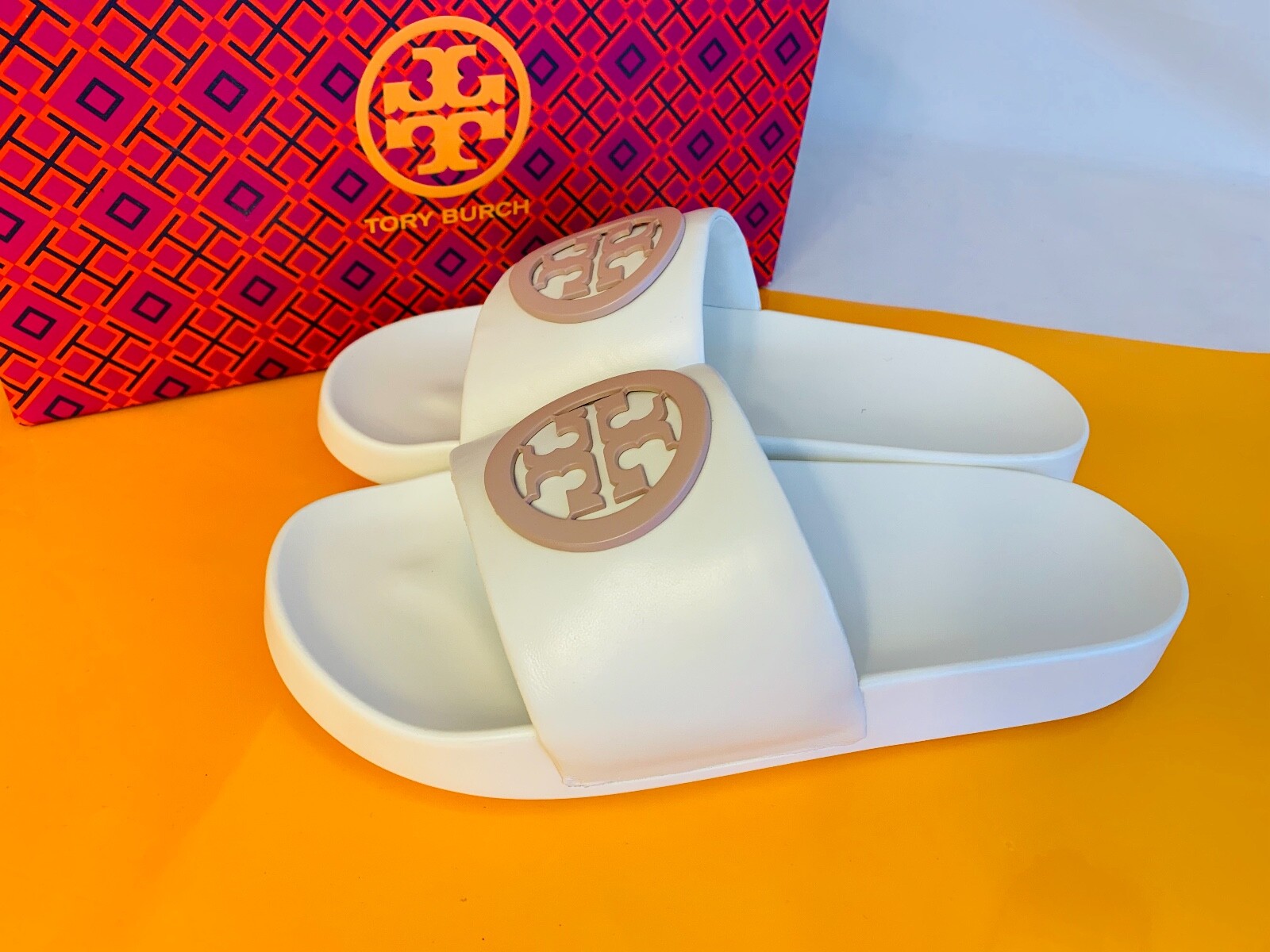 Tory Burch NIB Lina Slide Sandals Leather Logo Ivory Seashell Pink MANY  SIZES | eBay