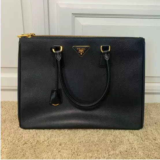 Black Large Prada Galleria Saffiano Leather Bag