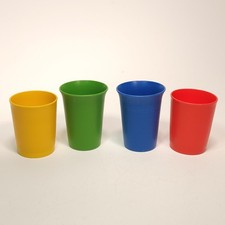 Tupperware Sippy Cups 2 Bell 2 Strait Tumblers Primary Colors No Lids VTG Lot 4