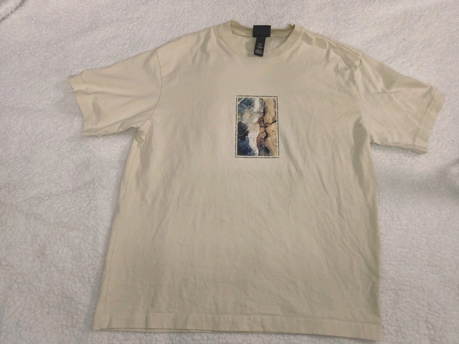 H&M Men’s T-Shirt Medium Cream Graphic Print Loose Fit Short Sleeve Casual