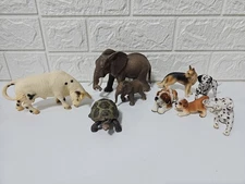 Schleich Germany Lot Of 9 Animal Figures African Elephants, Turtle, Dogs, Bull