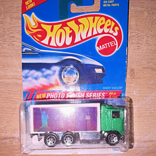 Hot Wheels Photo Finish Series Hiway Hauler 1:64 Diecast Truck Green