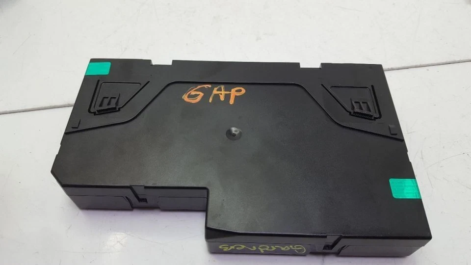 SAMS компьютер задний 2013 Mercedes Benz C250 2049060205 - Изображение 2 из 4