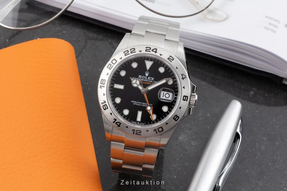 Rolex Explorer II Automatik Edelstahl Herrenuhr Ref. 226570 Box & Papiere 2022 - Bild 3 von 4