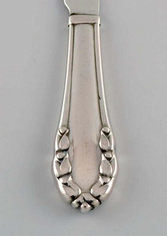 Cuchillo de fruta/mantequilla Early Georg Jensen Lily of the Valley en plata maciza (830) Foto 2 de 4
