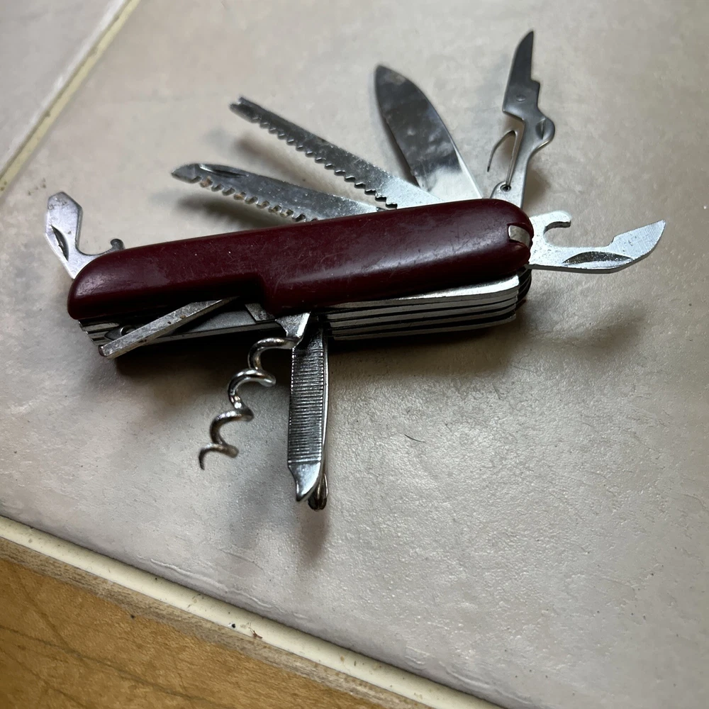 Multi Tool Pocket Knife Folding Scissors Screw Opener Saws Everyday 10 Tools