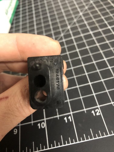 Original Volvo Bertone’ 262c Sun Visor Clip! Vintage OEM! 1248176 Made In Italy! - Picture 6 of 6